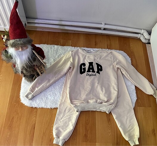 Gap eşofman takımı