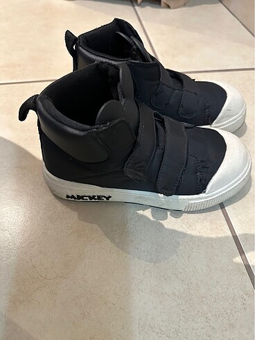 Zara Zara çocuk bot