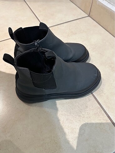 Zara Zara çocuk bot