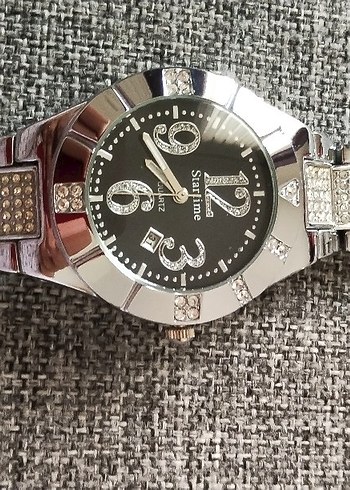 Swatch Parlak Siyah Kadın Biker Saat