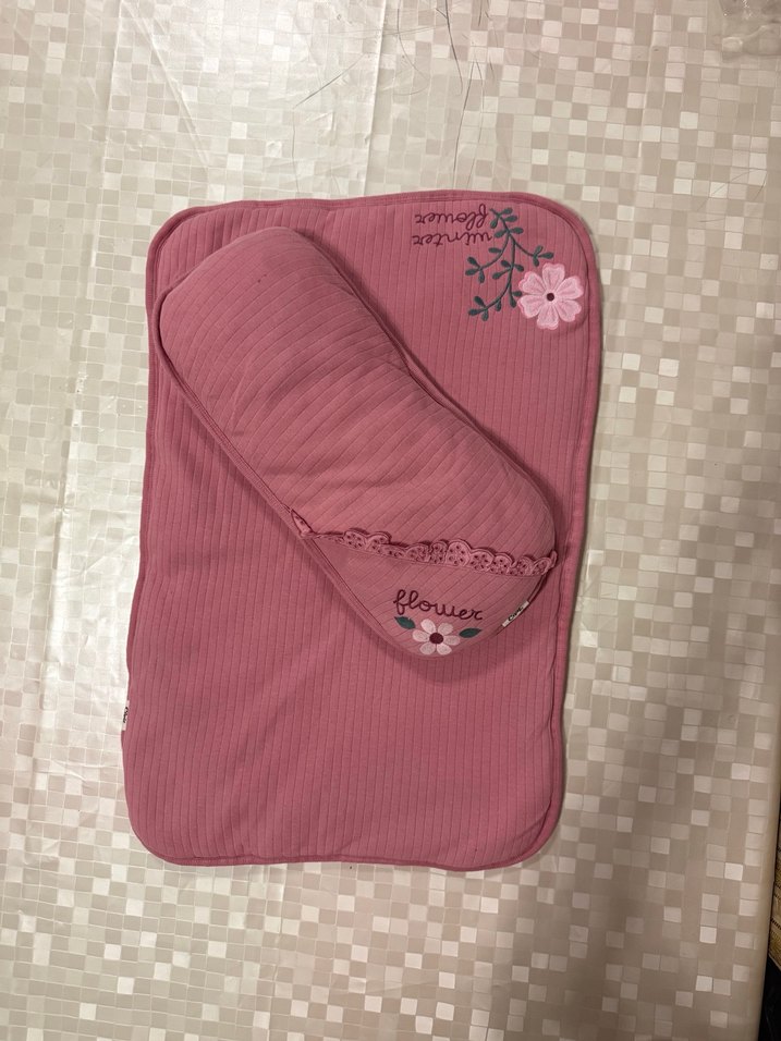 Pembe Nakışlı Çiçek Desenli Alt Açma Örtüdü - Görsel 3