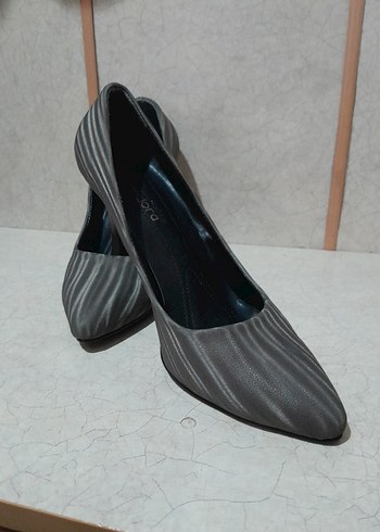 Gri Zebra Desenli Pileli Stiletto - Görsel 3