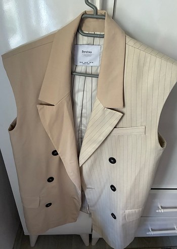 Bershka Bej Düğmeli Kolsuz Midi Blazer - Görsel 8