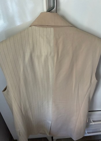 Bershka Bej Düğmeli Kolsuz Midi Blazer - Görsel 7