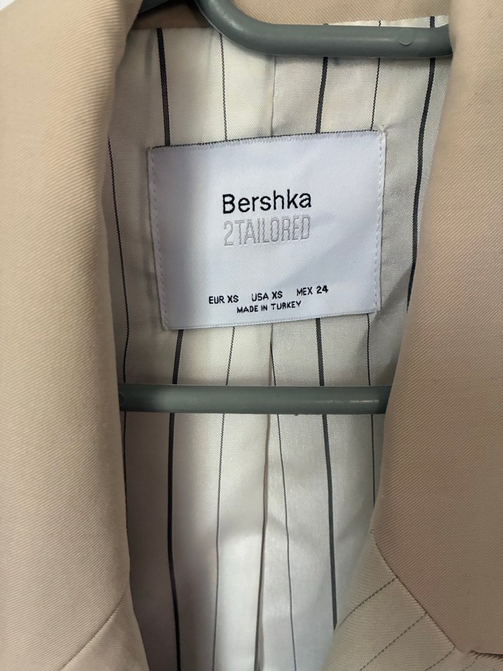 Bershka Bej Düğmeli Kolsuz Midi Blazer - Görsel 5