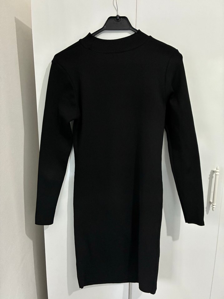 Siyah Yaka Detaylı Uzun Kollu Triko Elbise - Görsel 4