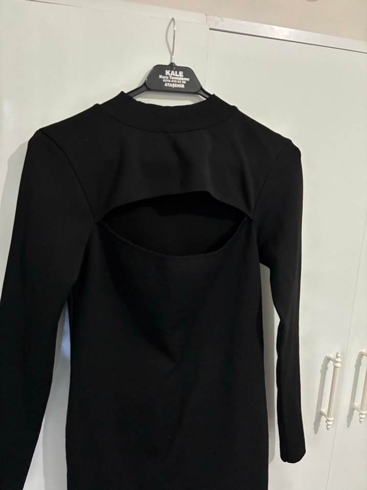 Siyah Yaka Detaylı Uzun Kollu Triko Elbise - Görsel 2