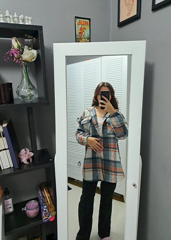 Çok Renkli Ekose Kapüşonlu Kadın kalın Gömlek - Görsel 2