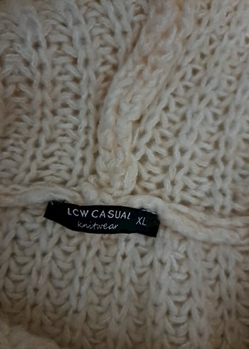 örgü kapşonlu kazak - Görsel 3