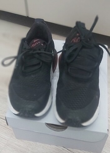 31 Beden Erkek Çocuk nike spor ayakkabısı