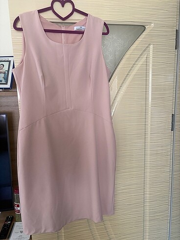 pembe elbise