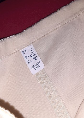 Satenimsi Parlak Hemşire Korsesi Midi Boy - Görsel 3