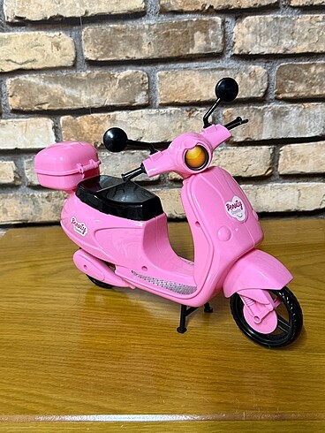 Barbie motoru