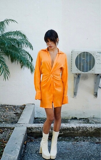 Turuncu Elbise - Görsel 3