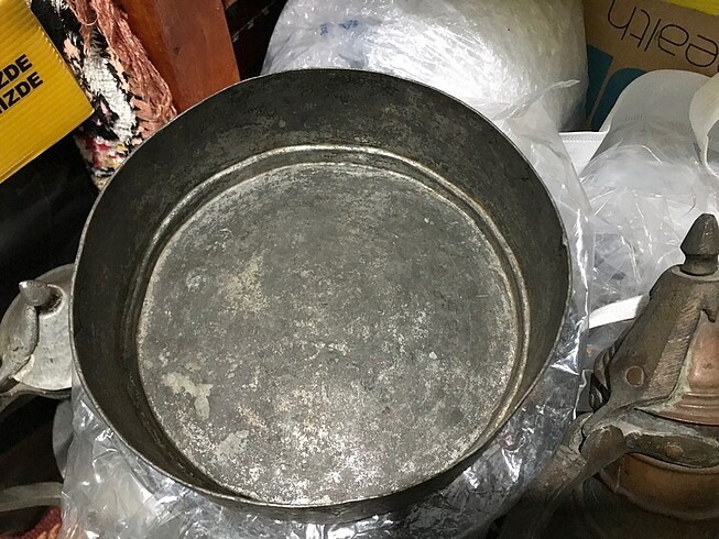 Beden ESKİ BAKIR İŞLEMELİ TAS.