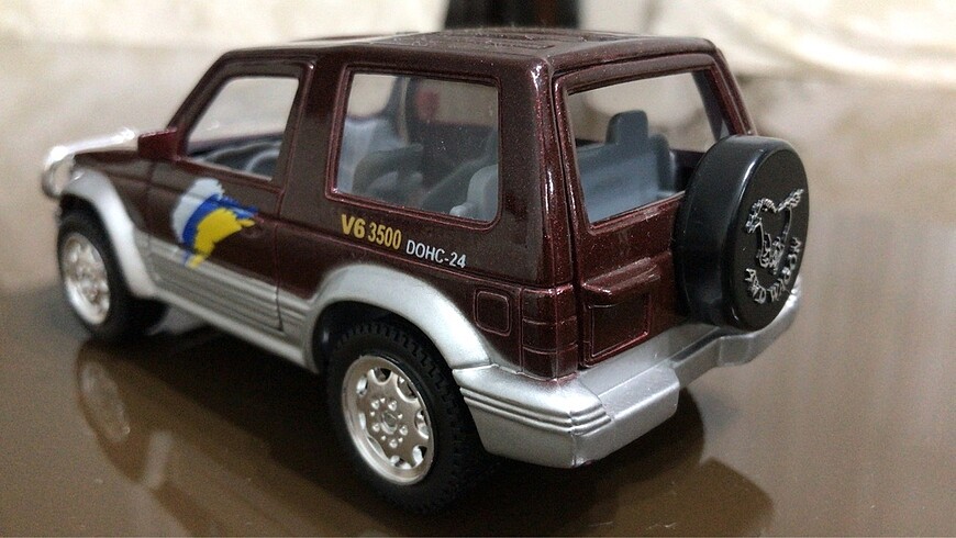 1/32 sunroflu V6 3500 Doch -24 jip