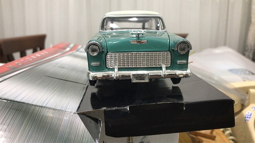 1/24 ölçek 1955 model Chevrolet Nomad kapıları bantlı yeni kutu