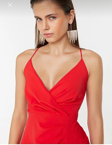 Trendyol & Milla Kırmızı sırt detaylı elbise