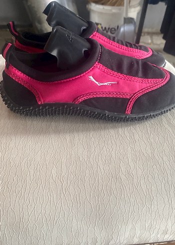 Erkek Pembe Velcro Detaylı Su Ayakkabısı - Görsel 2