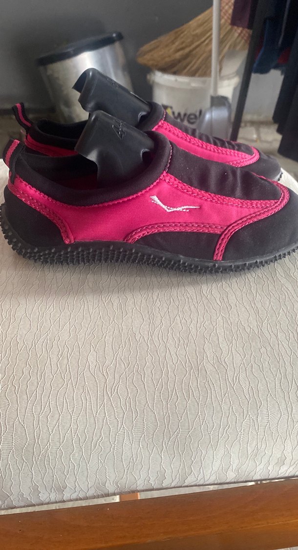 Erkek Pembe Velcro Detaylı Su Ayakkabısı - Görsel 2