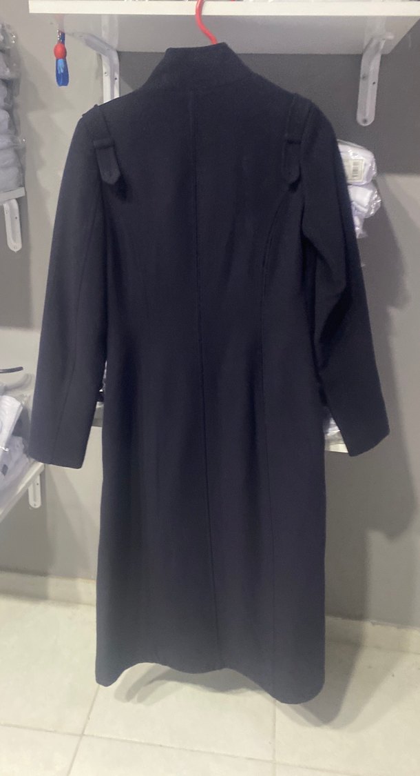 Düğmeli Siyah Kadın Uzun Kaban - Görsel 5