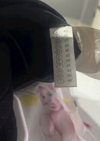 Siyah Düğmeli Uzun Kadın Kaban - Görsel 9