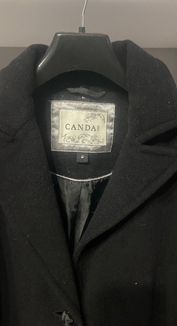 Siyah Düğmeli Uzun Kadın Kaban - Görsel 3