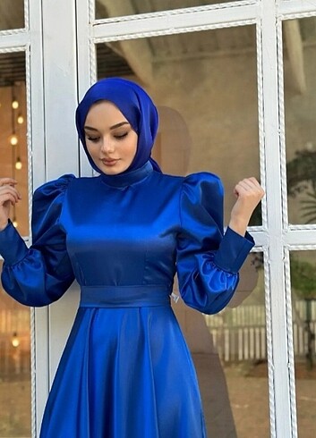 Saks mavisi tok kumaşlı abiye 