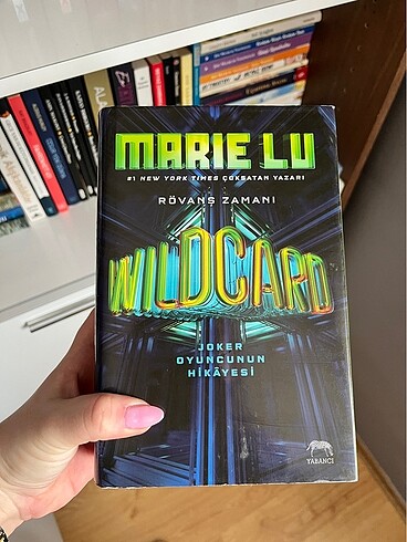  warcross serisi