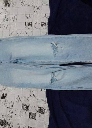 34 Beden Stradivarius jean