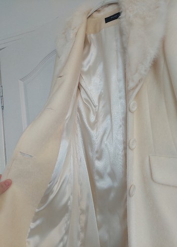 Kürklü Yaka Ekru Kaban - Görsel 2