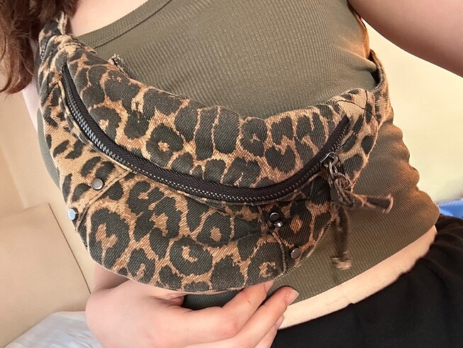  Beden LEOPAR ÇANTA PULL & BEAR