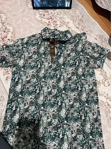 Polo yaka tişört