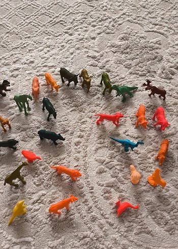 Renkli Mini Dinozor ve Hayvan Figürleri