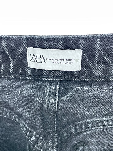 36 Beden siyah Renk Zara Jean / Kot %70 İndirimli.