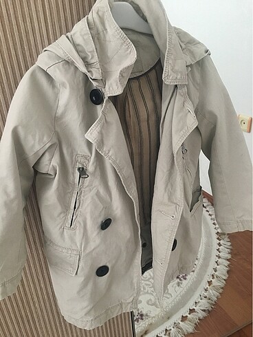 4 Yaş Beden Zara Erkek Çocuk Trençkot