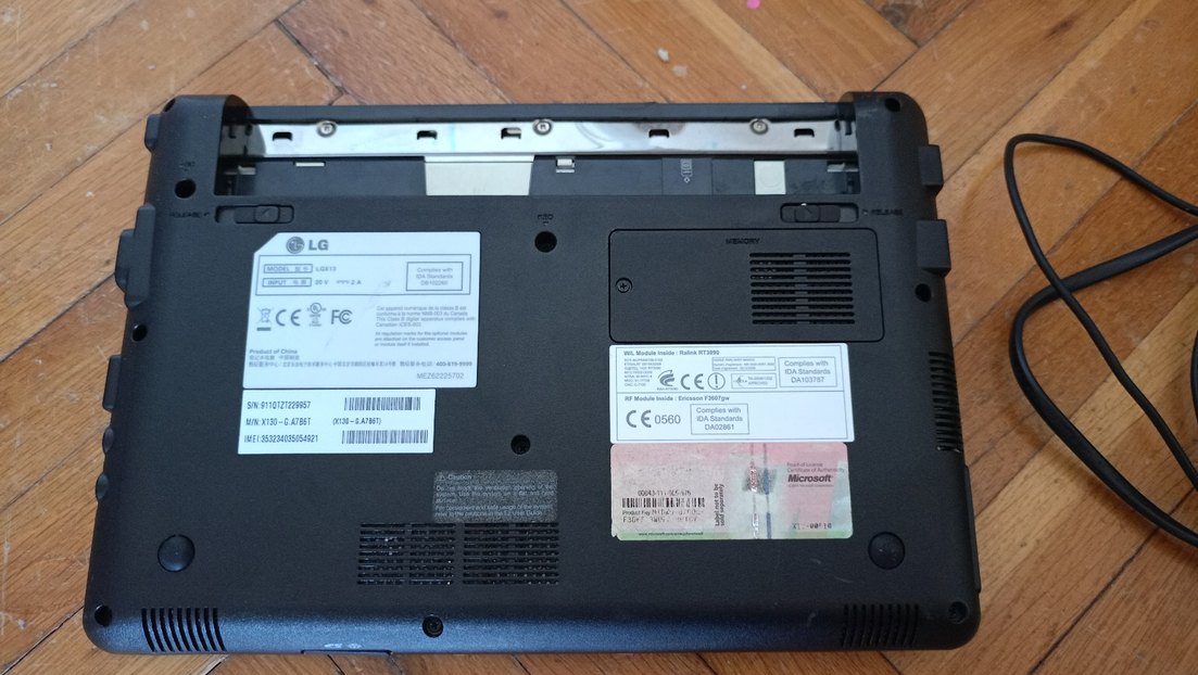 Siyah Laptop Bilgisayar - Görsel 4