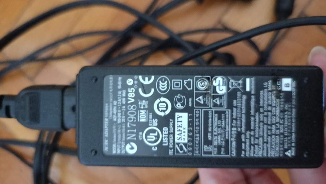 Siyah Laptop Bilgisayar - Görsel 2