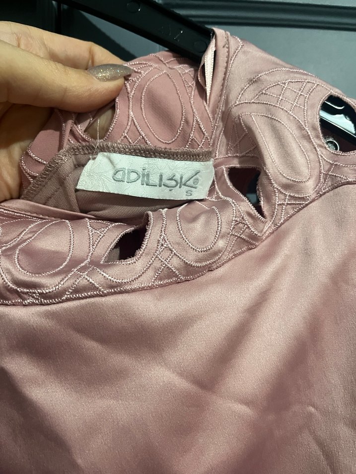 Pembe Kadifemsi Kısa Kollu Midi Elbise - Görsel 5