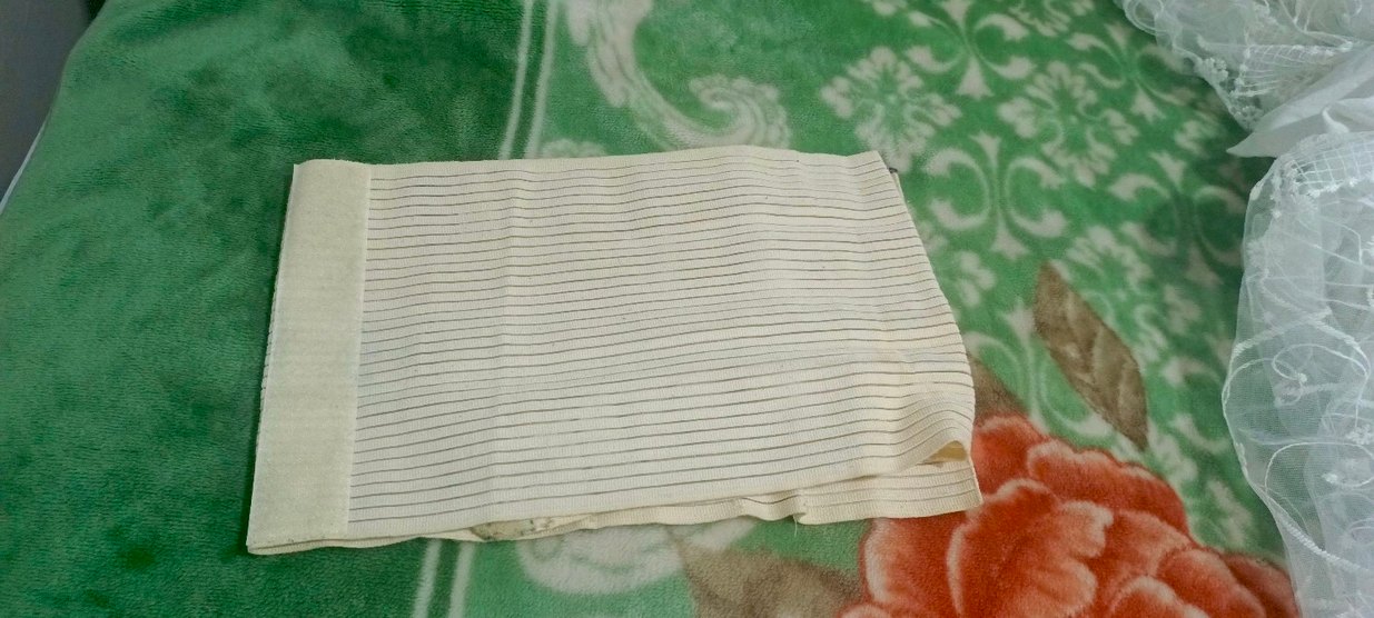 Beyaz Nakışlı Emzirme Korsesi - Görsel 2