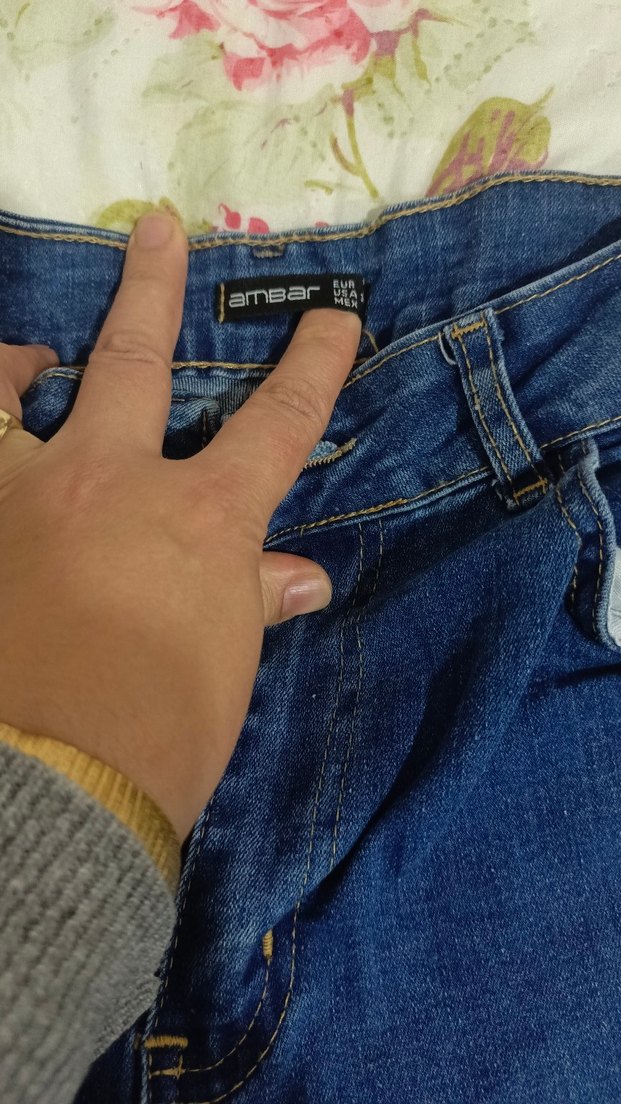 Mavi Düğmeli Kadın Midi Boy Rahat Kesim Kot - Görsel 3