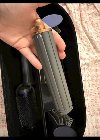 Dyson  Saç Şekillendirici Seti - Görsel 4