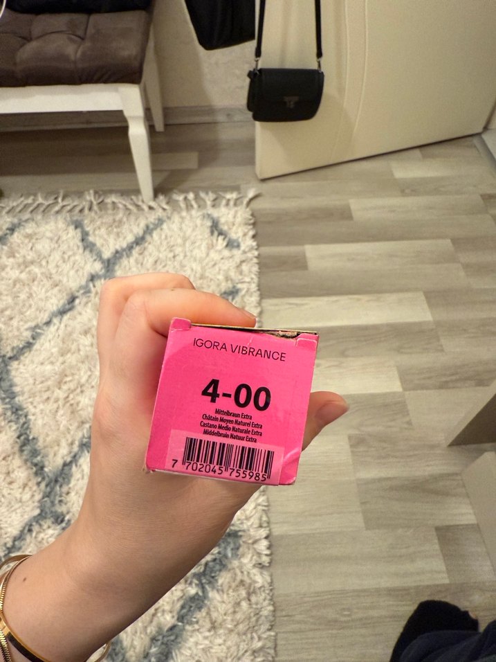 Schwarzkopf Igora Vibrance 4.00 saç boyası - Görsel 2