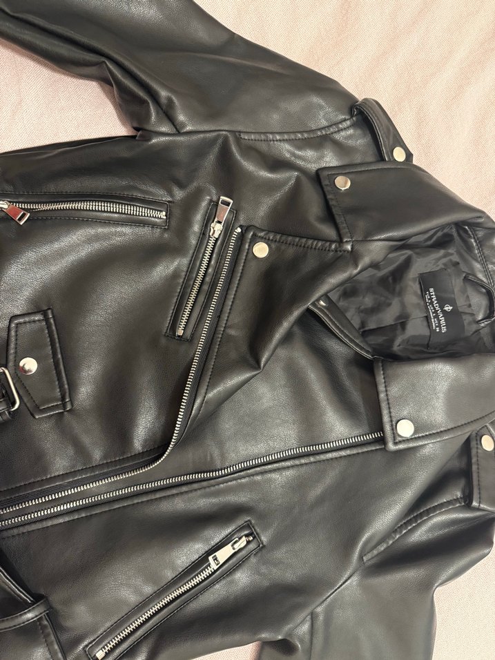 Stradivarius Kadın Siyah Deri Ceket - Görsel 2