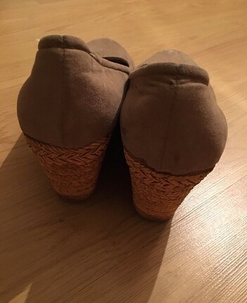 36 Beden camel Renk Bej dolgu topuk
