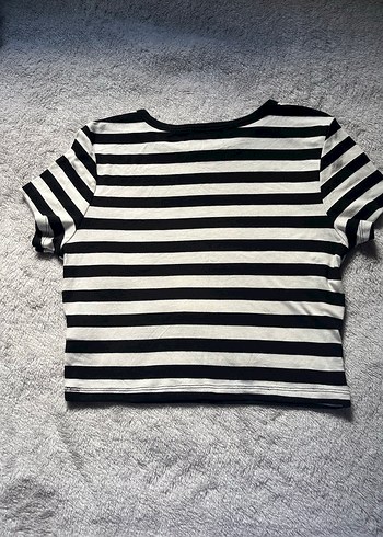 l Beden Zara Çizgili Beyaz Siyah Crop Top