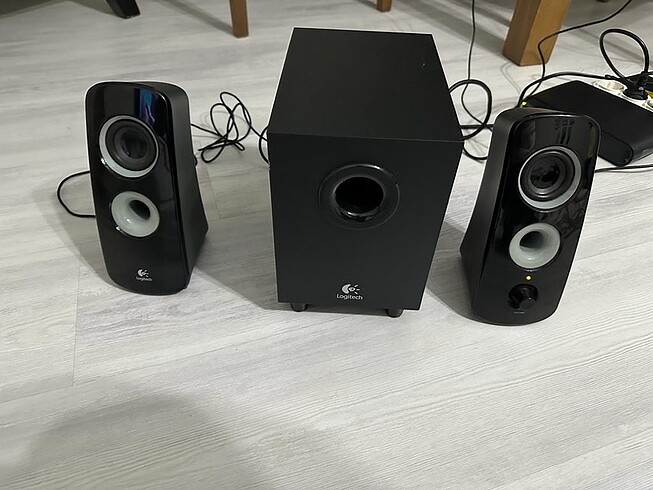 Logitech z323 2+1 spiker