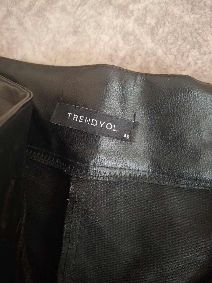 Siyah Deri pantolon 40 - Görsel 4