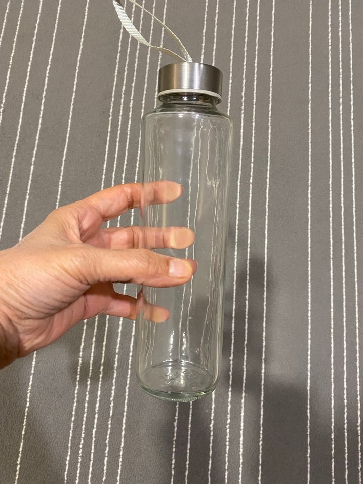 Şeffaf Cam Su Şişesi, Metal Kapaklı - Görsel 3