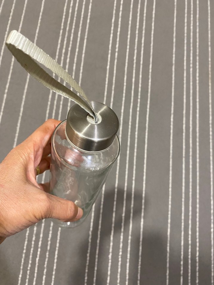 Şeffaf Cam Su Şişesi, Metal Kapaklı - Görsel 5